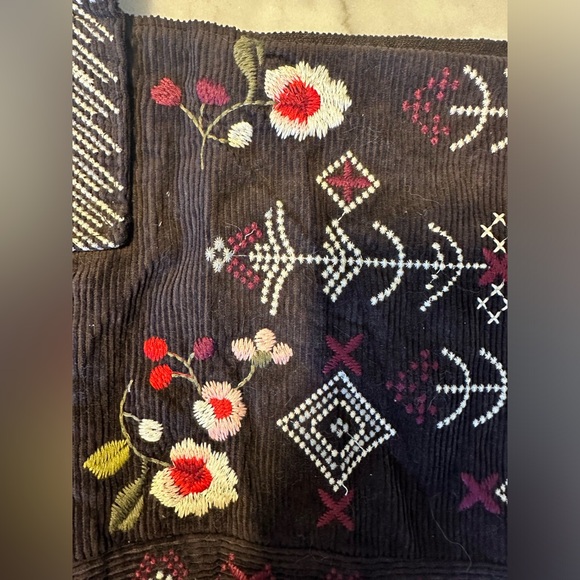 Johnny Was JWLA Embroidered Tote Bag - Picture 6 of 9